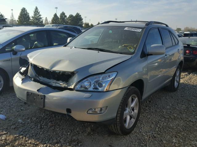 2T2GK31U28C044560 - 2008 LEXUS RX SILVER photo 2