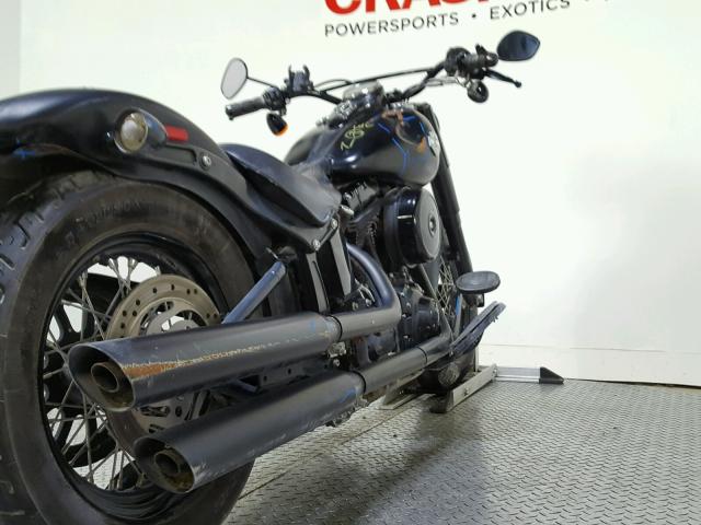 1HD1JRV28CB033979 - 2012 HARLEY-DAVIDSON FLS SOFTAI 黑色 照片 18