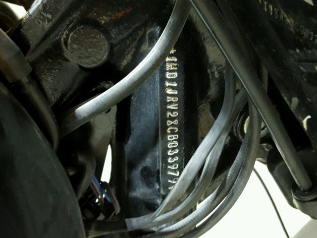 1HD1JRV28CB033979 - 2012 HARLEY-DAVIDSON FLS SOFTAI 黑色 照片 19