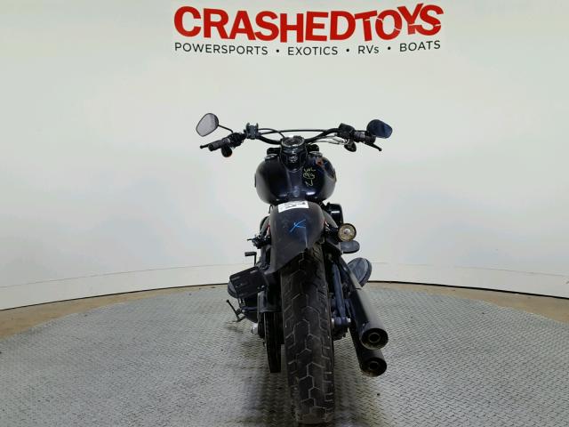 1HD1JRV28CB033979 - 2012 HARLEY-DAVIDSON FLS SOFTAI 黑色 照片 7