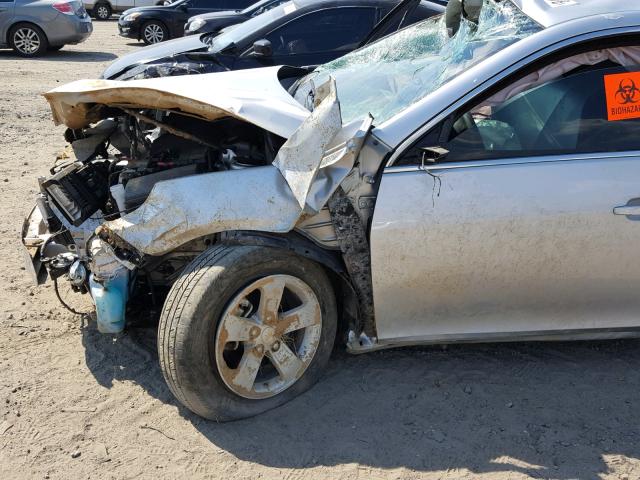 1G11C5SA4GF125338 - 2016 CHEVROLET MALIBU LIM 银色 照片 9