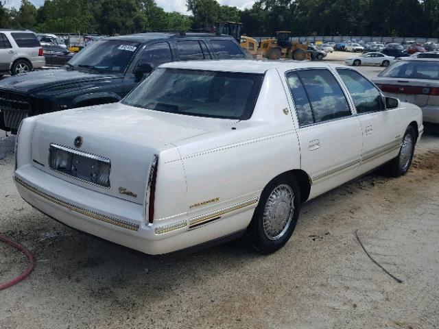 1G6KE54Y3VU237107 - 1997 CADILLAC DEVILLE DE WHITE photo 4