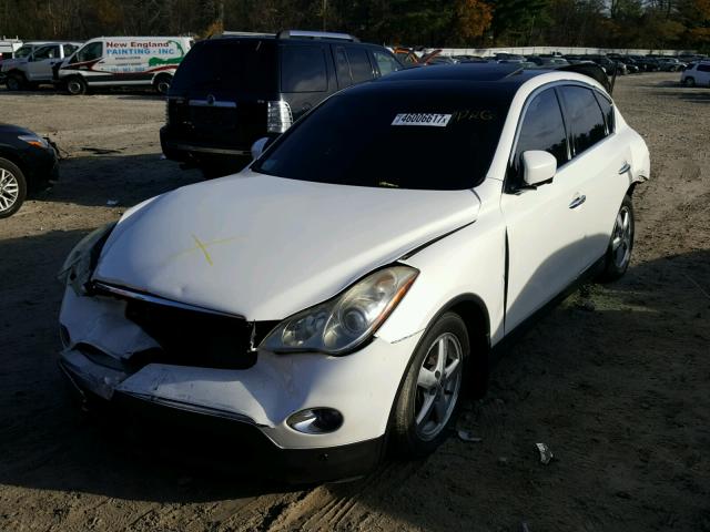 JN1AJ0HRXAM752841 - 2010 INFINITI EX35 BASE WHITE photo 2