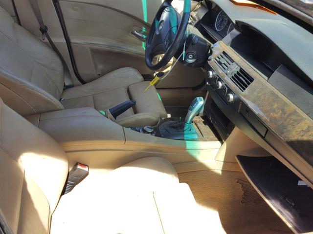 WBANB33555CN64237 - 2005 BMW 545 I BLUE photo 5