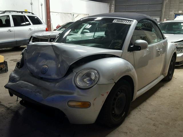 3VWCM31Y64M324061 - 2004 VOLKSWAGEN NEW BEETLE SILVER photo 2