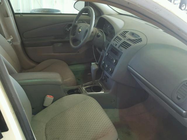 1G1ZS51806F253417 - 2006 CHEVROLET MALIBU LS თეთრი ფოტო 5