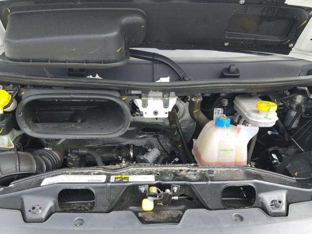 3C6TRVDG8HE523509 - 2017 RAM PROMASTER 白色 照片 7