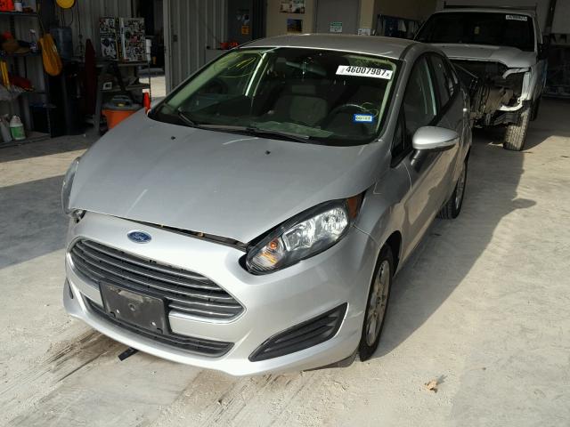 3FADP4BJ7EM240649 - 2014 FORD FIESTA SE SILVER photo 2