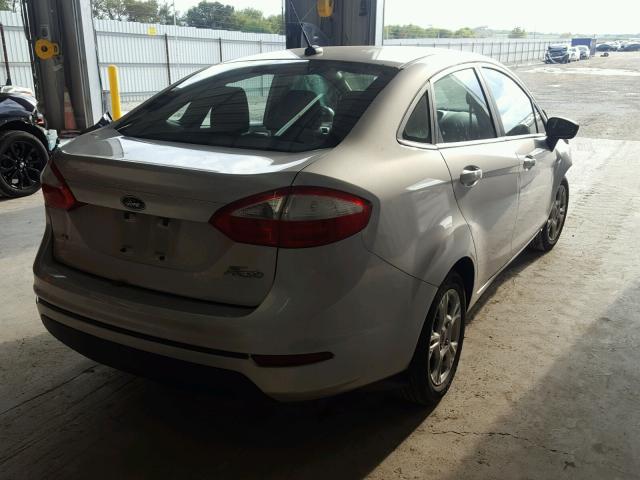 3FADP4BJ7EM240649 - 2014 FORD FIESTA SE SILVER photo 4