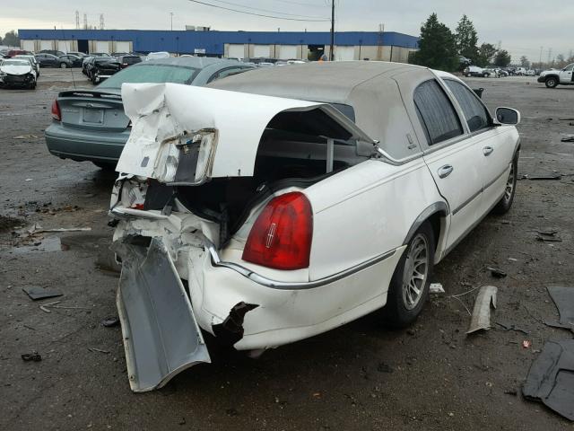 1LNHM82W21Y690842 - 2001 LINCOLN TOWN CAR S WHITE photo 4