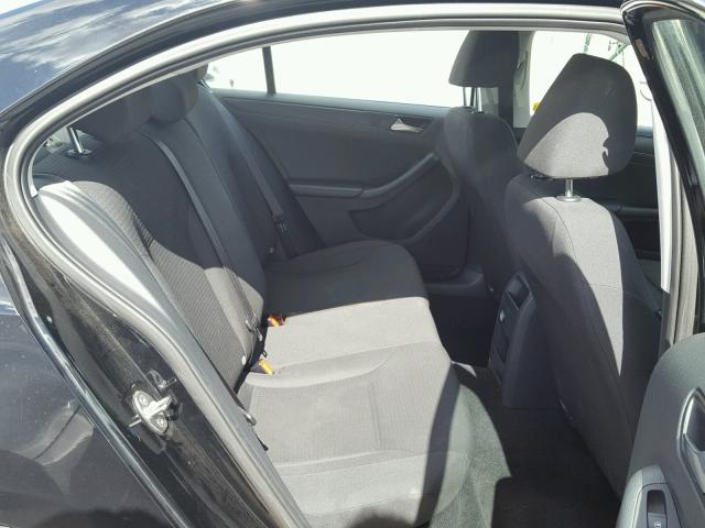 3VW2K7AJ4FM345974 - 2015 VOLKSWAGEN JETTA BASE BLACK photo 6