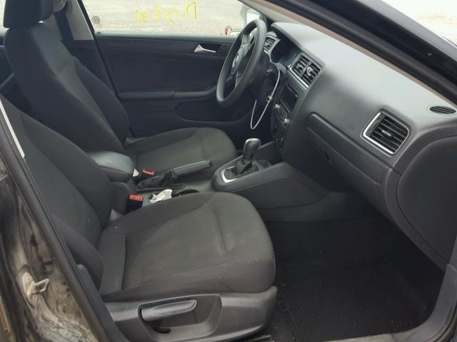 3VW2K7AJ6EM425078 - 2014 VOLKSWAGEN JETTA BASE 黑色 照片 5