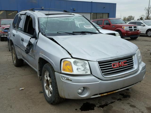 1GKDT33S992105858 - 2009 GMC ENVOY SLE SILVER photo 1