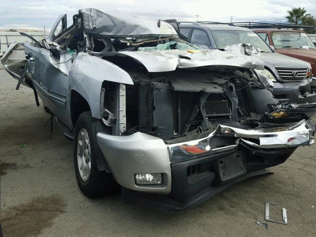 3GCPCSE09BG343088 - 2011 CHEVROLET SILVERADO SILVER photo 1