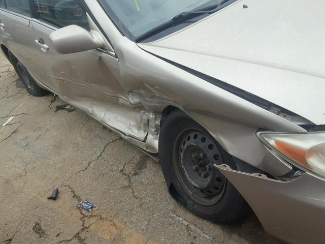 4T1BE32K74U316791 - 2004 TOYOTA CAMRY LE ოქროსფერი ფოტო 9