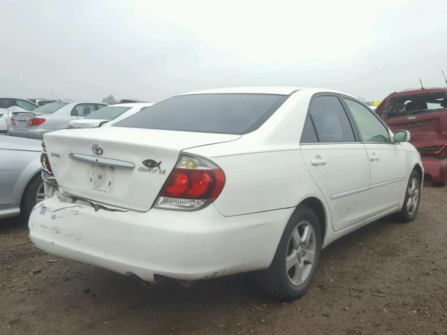 4T1BE32K24U302720 - 2004 TOYOTA CAMRY LE WHITE photo 4