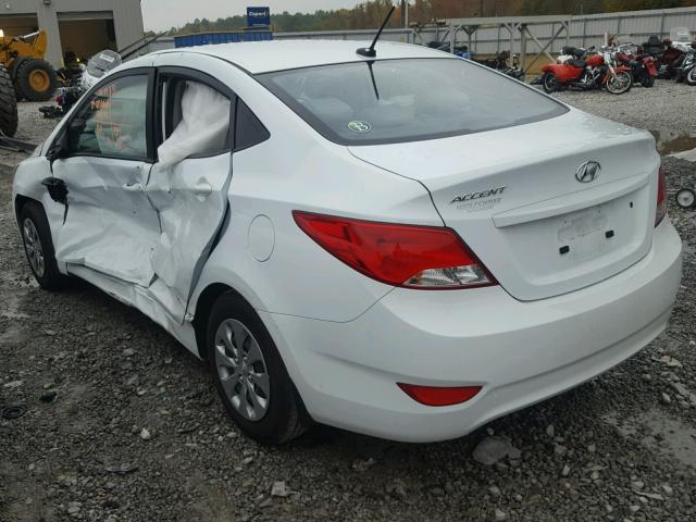 KMHCT4AE2GU117213 - 2016 HYUNDAI ACCENT SE WHITE photo 3