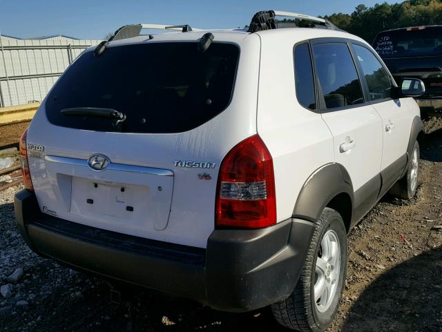 KM8JN12D45U133027 - 2005 HYUNDAI TUCSON GLS WHITE photo 4