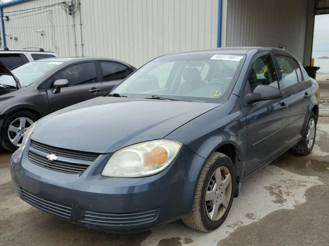 1G1AK52F857668780 - 2005 CHEVROLET COBALT BLUE photo 2