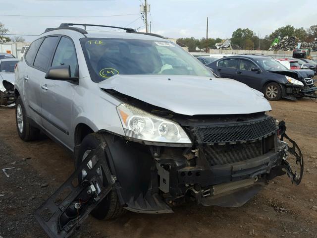 1GNEV13D59S120493 - 2009 CHEVROLET TRAVERSE L SILVER photo 1