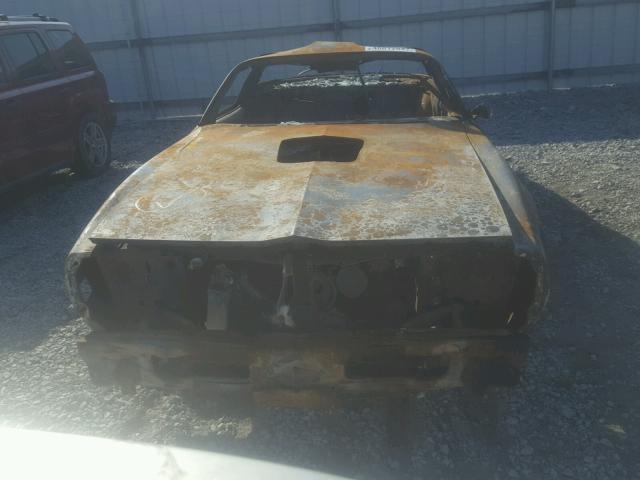 2W87Z7IN135401 - 1977 PONTIAC TRANS AM BURN photo 9