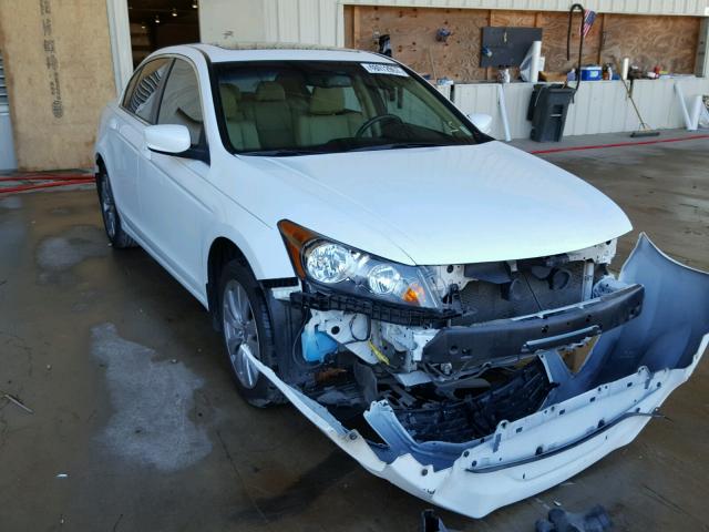 1HGCP2F81CA068793 - 2012 HONDA ACCORD WHITE photo 1