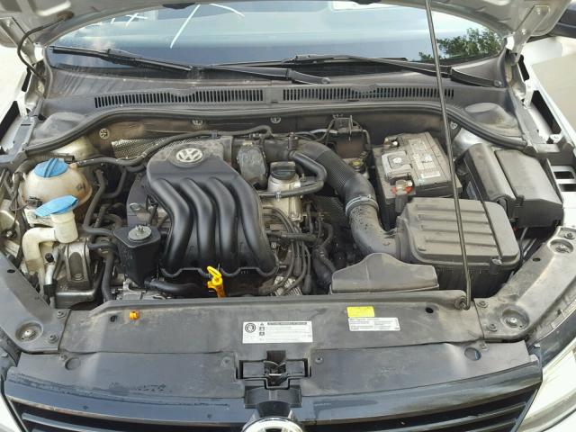 3VW2K7AJ8CM385387 - 2012 VOLKSWAGEN JETTA BASE SILVER photo 7