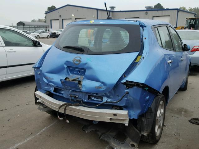 1N4AZ0CP1DC421867 - 2013 NISSAN LEAF S BLUE photo 4