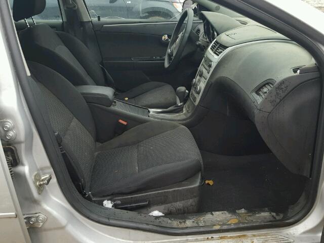 1G1ZC5EU5CF352010 - 2012 CHEVROLET MALIBU SILVER photo 5