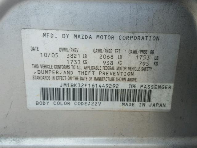 JM1BK32F161449292 - 2006 MAZDA 3 I SILVER photo 10