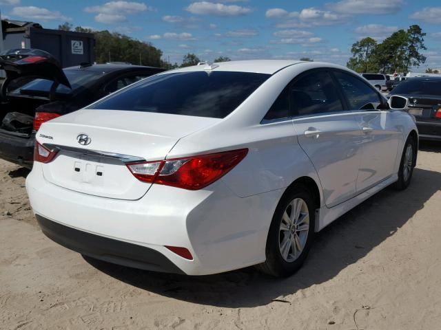 5NPEB4AC0EH919538 - 2014 HYUNDAI SONATA GLS WHITE photo 4