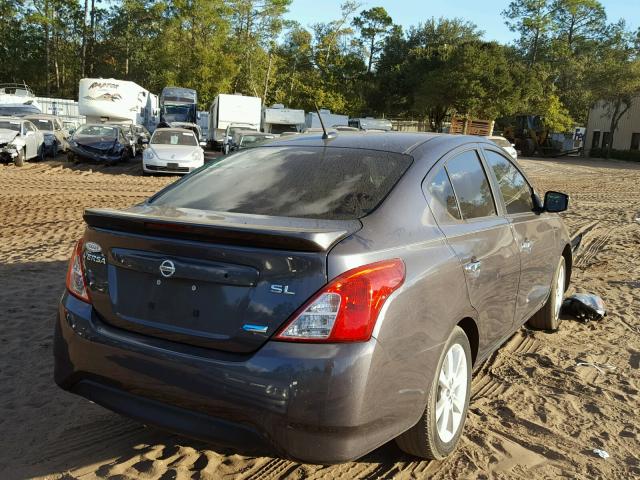 3N1CN7AP5FL824304 - 2015 NISSAN VERSA S GRAY photo 4