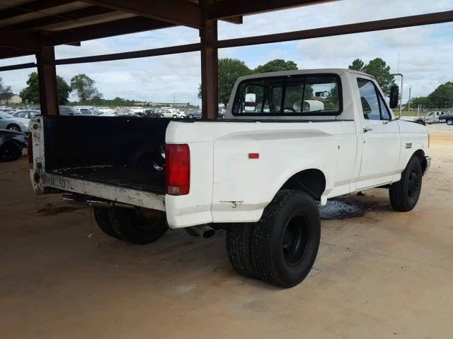 2FTJF35L6HCA43723 - 1987 FORD F350 WHITE photo 4