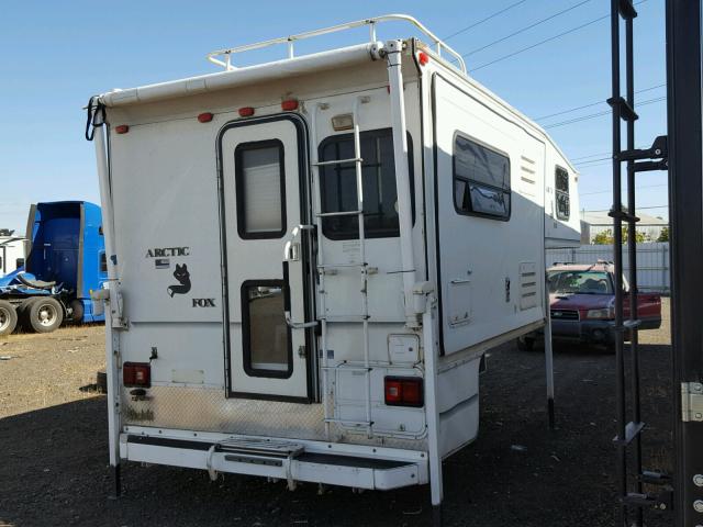 1NCA990S830101964 - 2003 ARCT FOX CAMPER WHITE photo 4