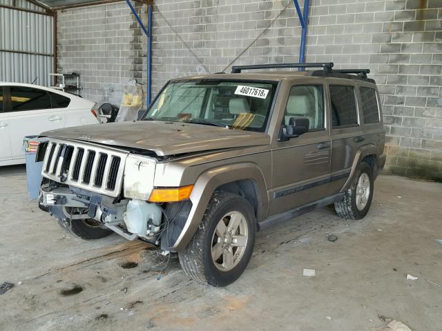 1J8HH48N66C175954 - 2006 JEEP COMMANDER GOLD photo 2