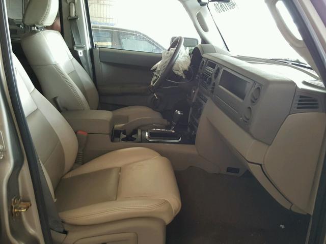 1J8HH48N66C175954 - 2006 JEEP COMMANDER GOLD photo 5