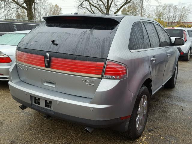 2LMDU88C27BJ24198 - 2007 LINCOLN MKX SILVER photo 4