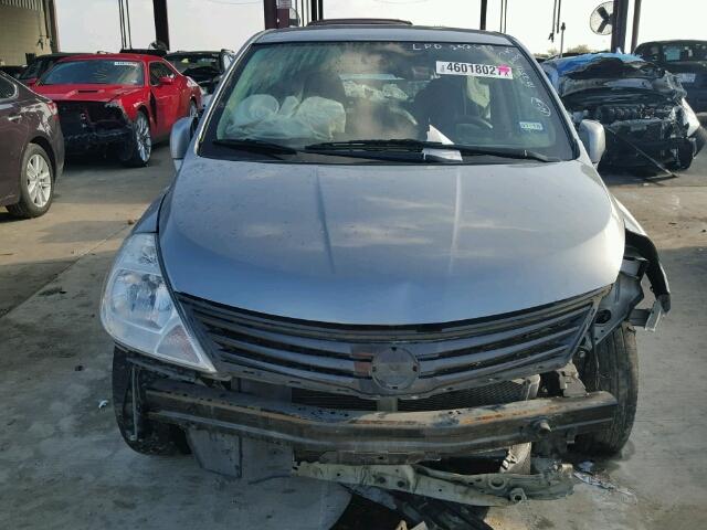 3N1BC1CP0AL442282 - 2010 NISSAN VERSA S GRAY photo 9