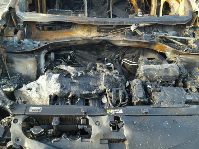 5NMZUDLB1HH016252 - 2017 HYUNDAI SANTA FE S BURN photo 7