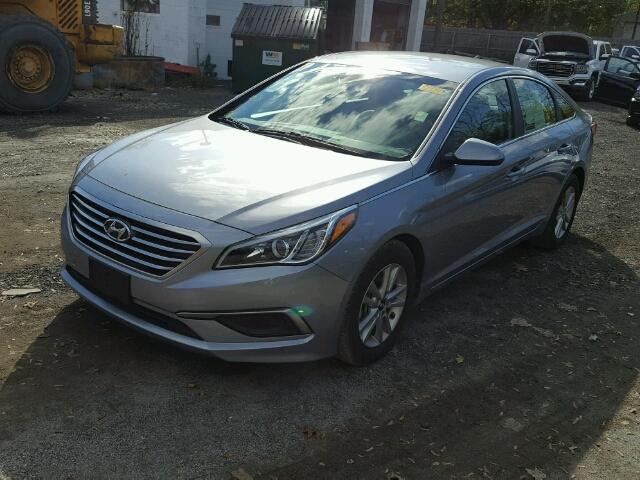 5NPE24AFXGH317839 - 2016 HYUNDAI SONATA SE GRAY photo 2