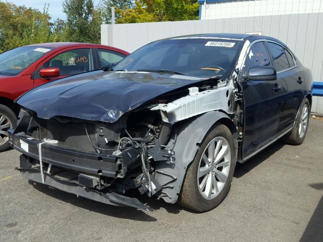 1LNHM94RX9G608922 - 2009 LINCOLN MKS BLUE photo 2