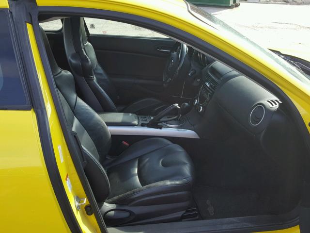 JM1FE17N940108660 - 2004 MAZDA RX8 YELLOW photo 5