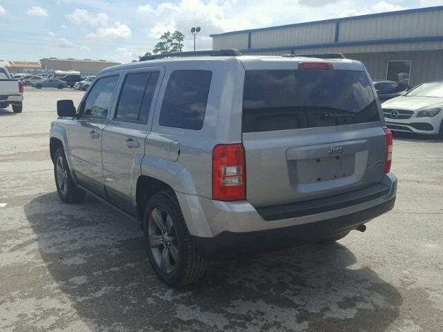 1C4NJPFAXFD126203 - 2015 JEEP PATRIOT LA GRAY photo 3