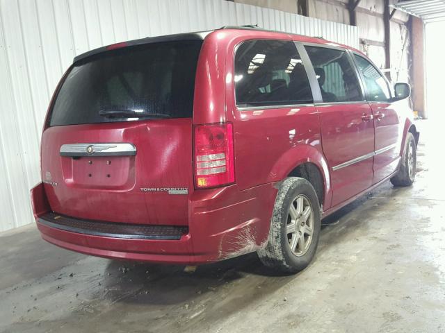 2A4RR5D16AR104989 - 2010 CHRYSLER TOWN & COU RED photo 4