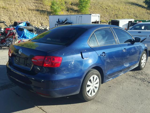 3VW2K7AJ6DM259921 - 2013 VOLKSWAGEN JETTA BASE BLUE photo 4