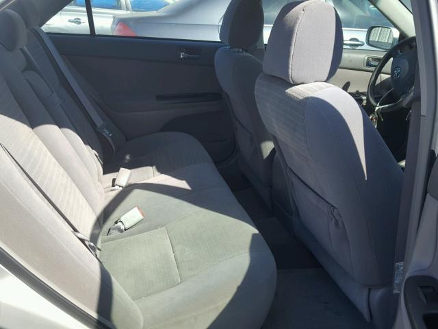 4T1BE32K16U704554 - 2006 TOYOTA CAMRY LE ვერცხლისფერი ფოტო 6
