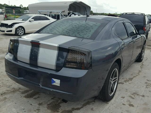 2B3KA43G78H265061 - 2008 DODGE CHARGER GRAY photo 4