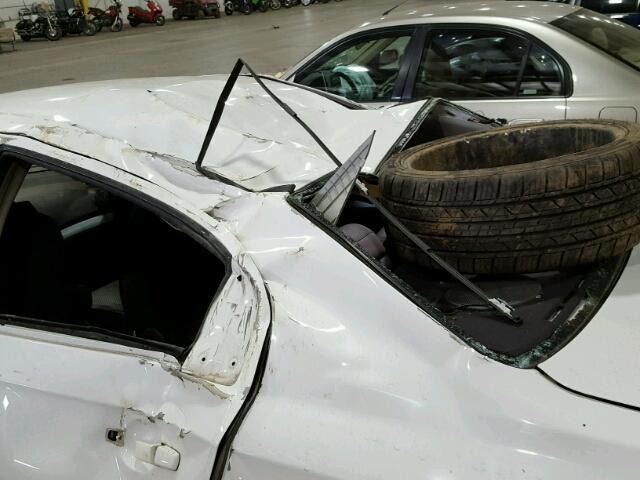 KL1TD5DE0AB123766 - 2010 CHEVROLET AVEO LS WHITE photo 9