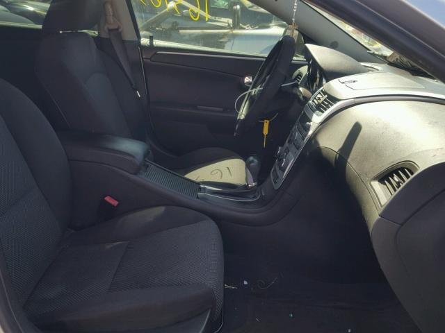 1G1ZC5EB3AF154232 - 2010 CHEVROLET MALIBU 1LT SILVER photo 5