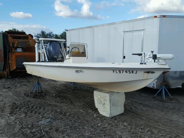 KWEST1211798 - 1998 KEYW BOAT WHITE photo 1